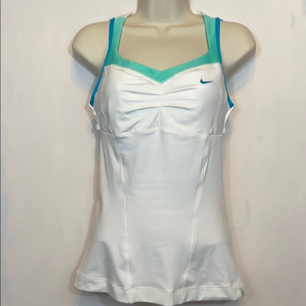 Nike tennis top